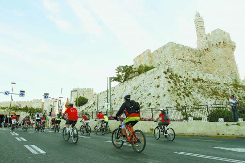 בשישי: אירוע רכיבת האופניים הענק "סובב ירושלים"