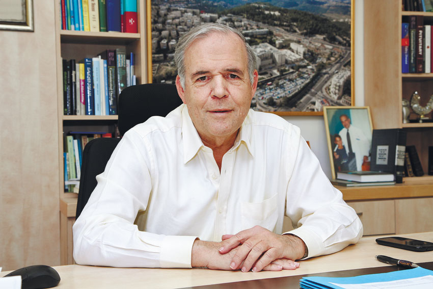 פרופ’ יונתן הלוי, מנכ”ל המרכז הרפואי שערי צדק (צילום: ארנון בוסאני)