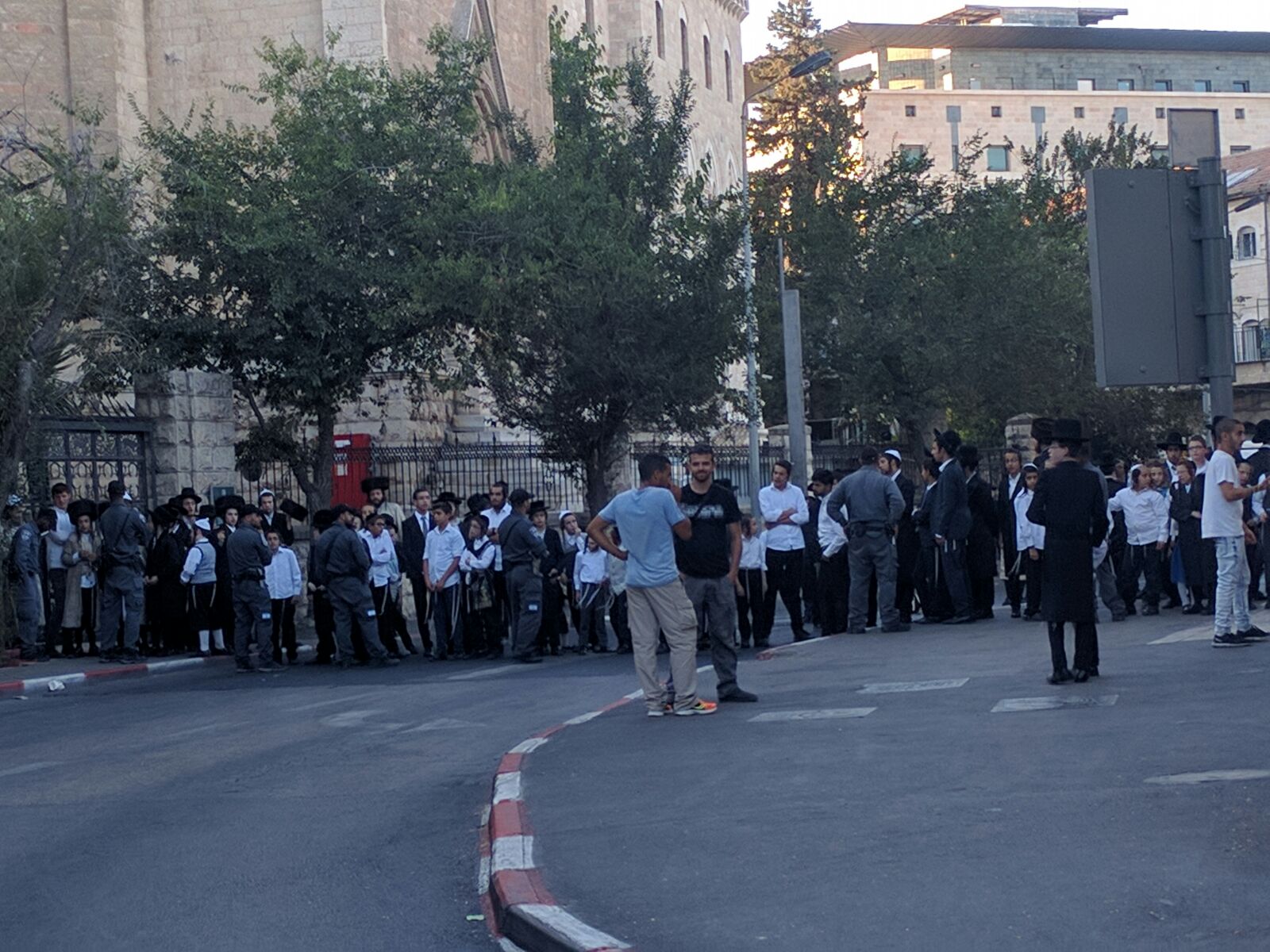 הפגנות חרדים ברחוב הנביאים (צילום: נדב-בן אוד)