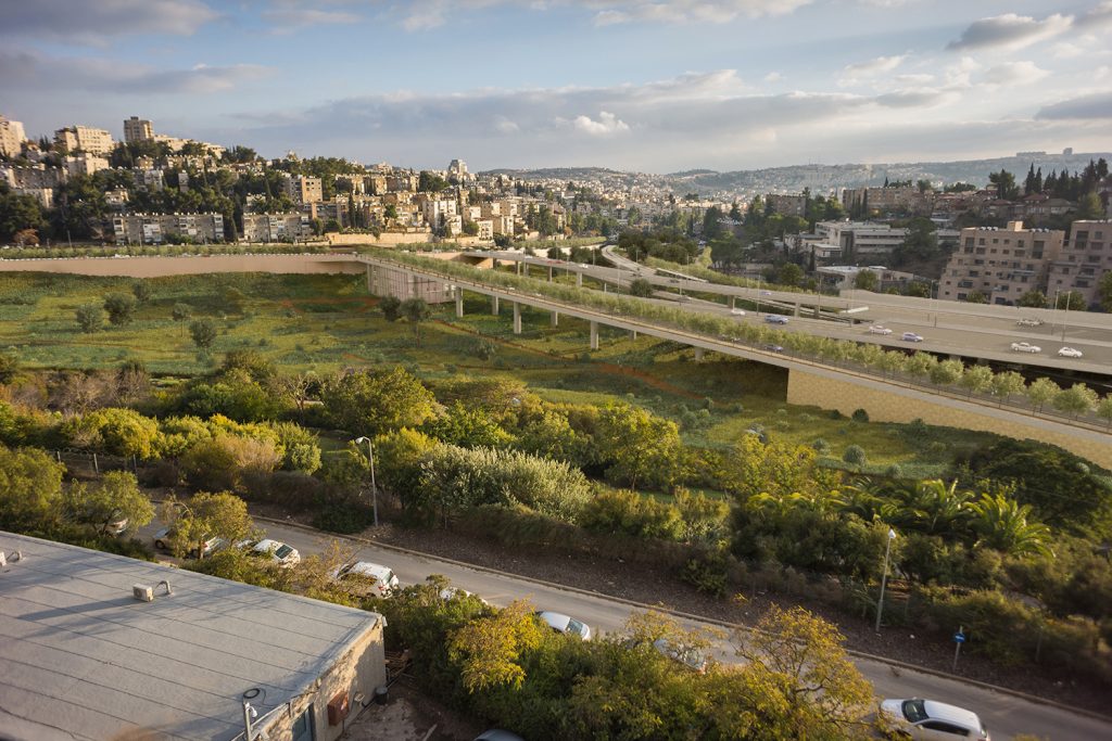 כביש הכניסה החדש של ירושלים (הדמיה: קולקל קולקר אפשטיין אדריכלים)