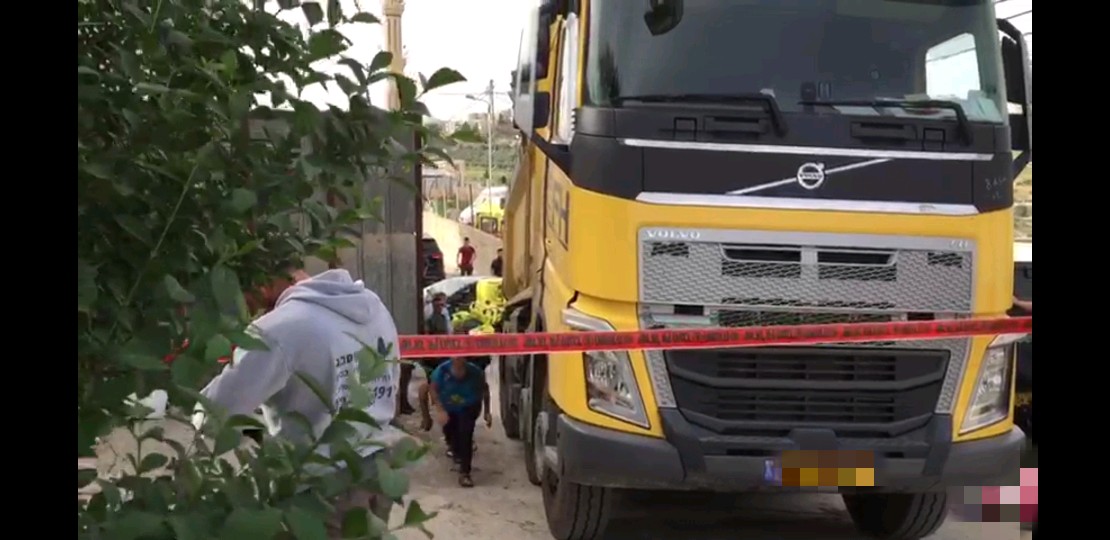 תאונה קטלנית בג'בל מוכאבר: ילד בן 4 נהרג מפגיעת משאית
