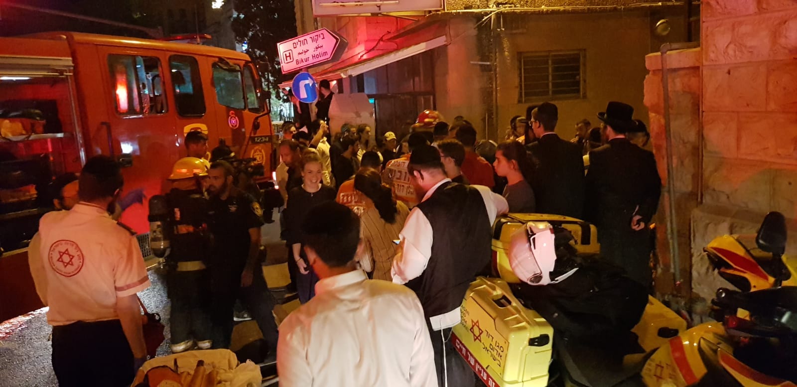 השריפה ברחוב הנביאים: ארבעה בני משפחה במצב קשה; נעצר חשוד