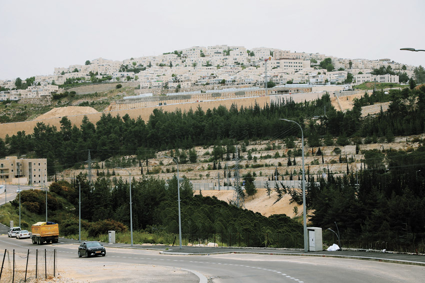 כביש גולדה מאיר רמות (צילום: שלומי כהן)