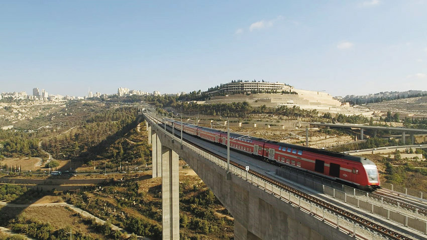 רכבת ירושלים תל אביב (צילום: רכבת ישראל)