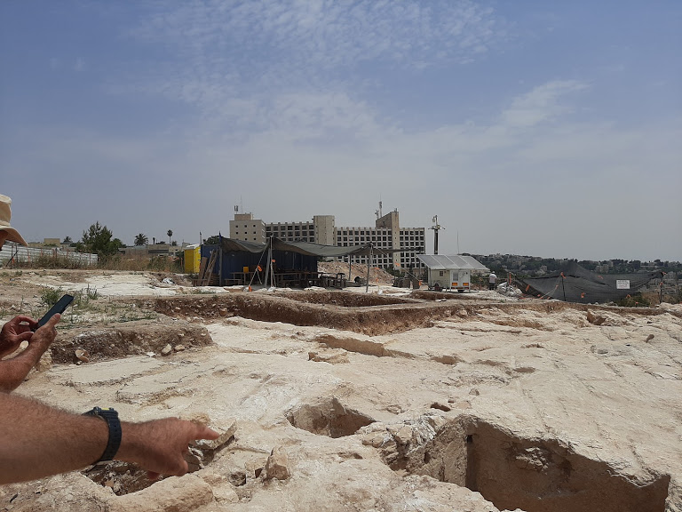 הפינה ההיסטורית: גילוי מרכז אחסון מתקופת מלכי יהודה בארנונה
