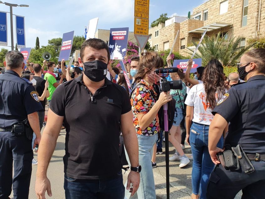 חבר הכנסת אלכס קושניר בהפגנת הסטודנטים בירושלים (צילום: פרטי)