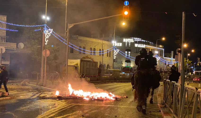 לילה של אלימות קשה בירושלים (צילום: דוברות המשטרה)