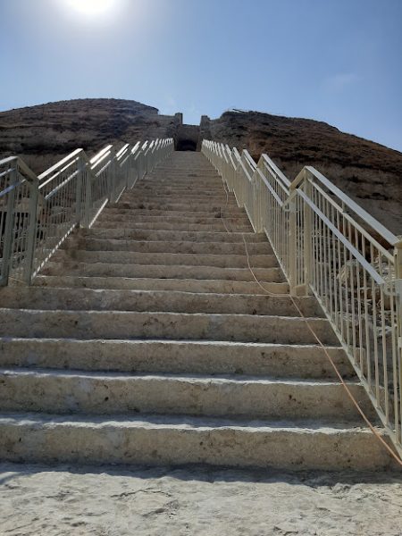 המדרגות אל פסגת ההורדיון (צילום: אדם אקרמן)