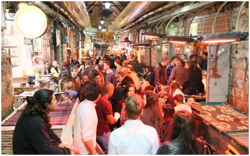 מתחם הבילויים בשוק מחנה יהודה (צילום: ארנון בוסאני)
