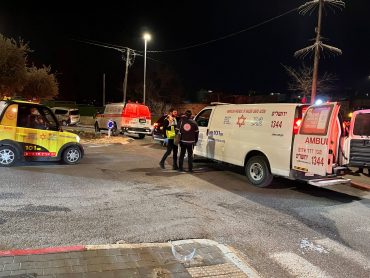 אמבולנס מדא לילה פעילות מד"א בשייח ג'ראח (צילום: תיעוד מבצעי מד"א)