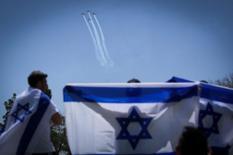 מטס חיל האוויר בשמי ירושלים (צילום: אורן בן חקון)