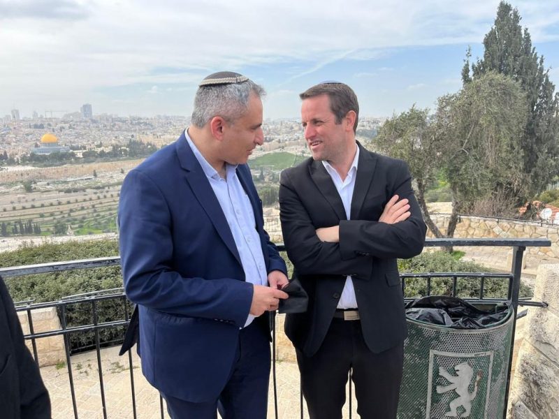 נתנאל איזק וזאב אלקין (צילום: עומר אביטל)