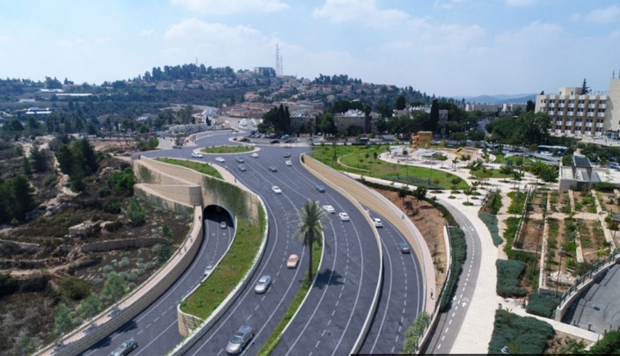 הדמיית ההפרדה המפלסית בצומת אורה (צילום הדמיה: צוות תכנית אב לתחבורה ירושלים)