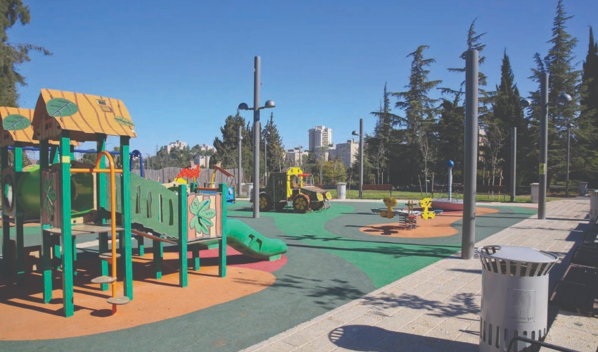 גן יוניסי בגבעת המבתר (צילום: ארנון בוסאני)