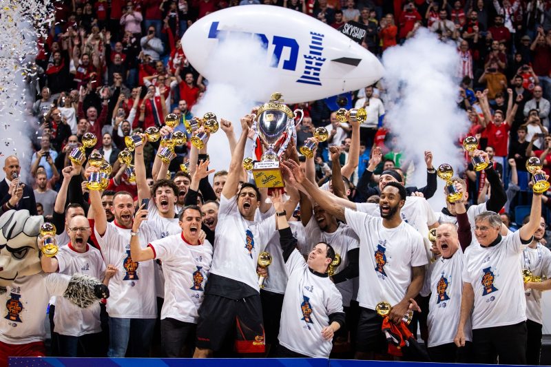 בפעם השביעית בתולדותיה: הפועל ירושלים מחזיקת גביע המדינה. צפו בחגיגות מהארנה