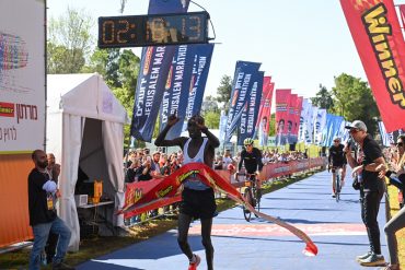 המנצח - נואה קיגן קיפרוטיץ' (צילום: sportphotography)