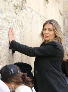 אדל מן