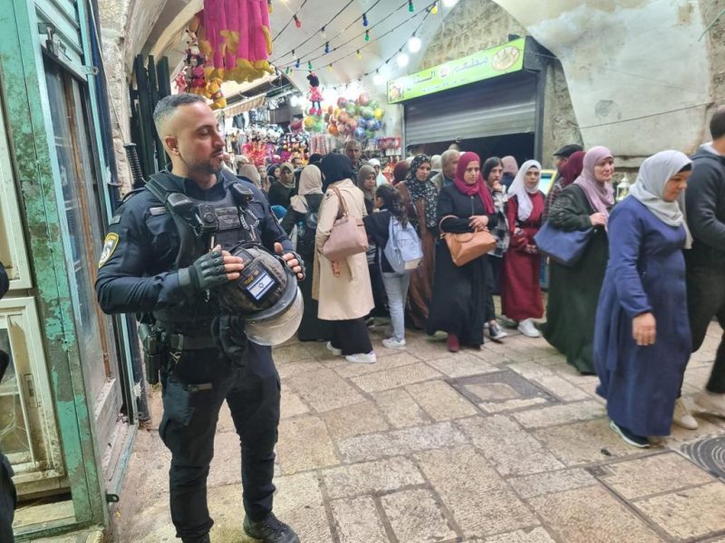 פעילות משטרת ירושלים בתפילות ימי השישי של הרמדאן (צילום: דוברות המשטרה)