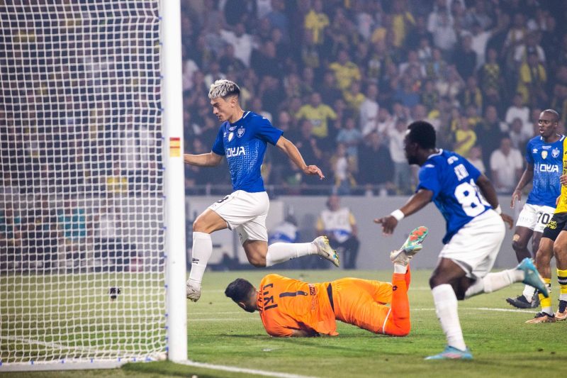 יון ניקולאסקו מעלה את בית"ר ליתרון 0:1 בגמר גביע המדינה (צילום: אורן בן חקון)