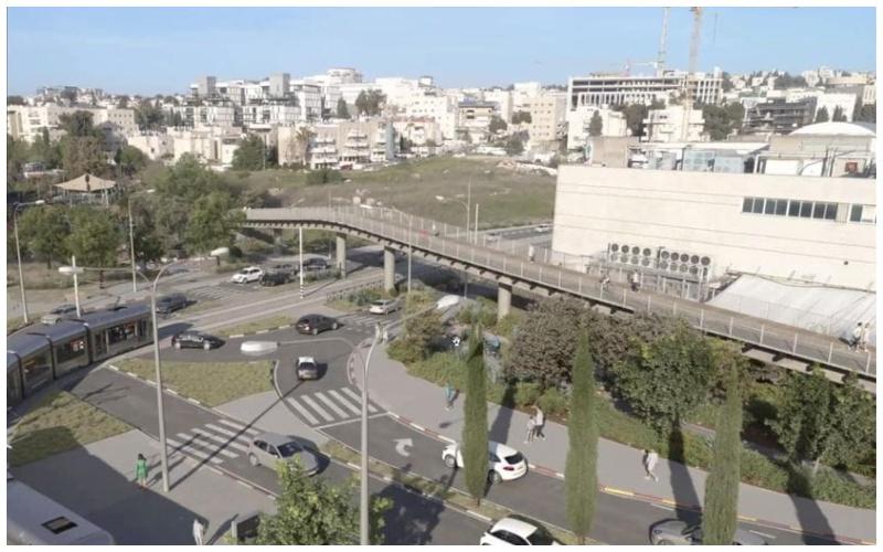 הדמיית הגשר בתכנית 'כביש הברך' (צילום הדמיה: תכנית אב לתחבורה ירושלים)