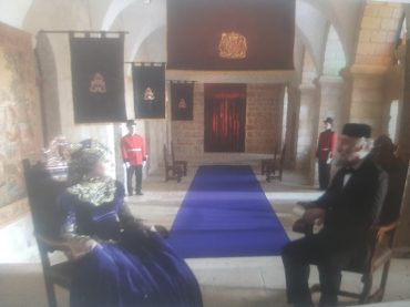 הדמיית מפגש בין משה מונטיפיורי והמלכה ויקטוריה (צילום הדמיה: באדיבות מרכז המולטימדיה ליד הכותל - מתוך 'המסע לירושלים')