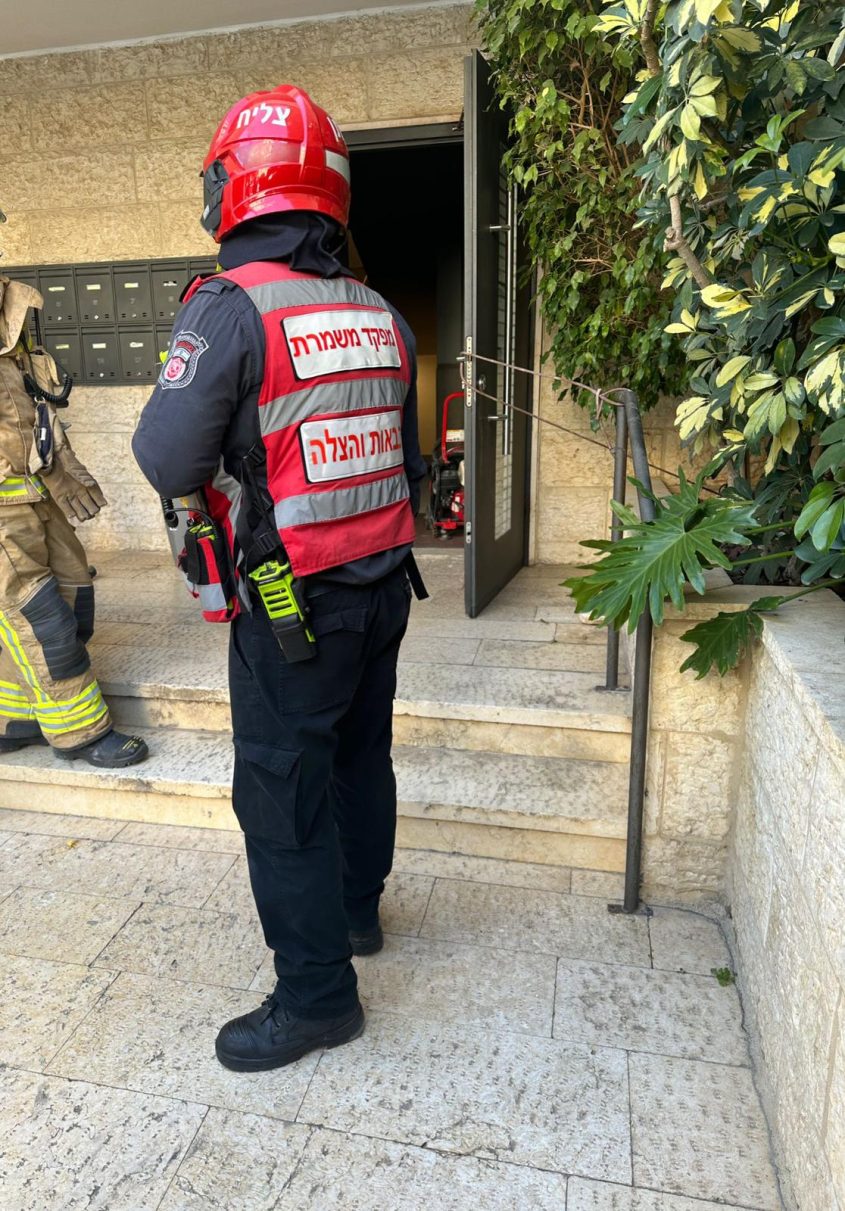 זירת השריפה בארמון הנציב (צילום: תיעוד מבצעי כב"ה מחוז ירושלים)