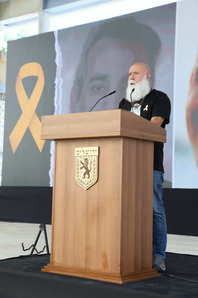 דני מימרן ,אביו של עומר מימרן החטוף בעזה (צילום: ארנון בוסאני)