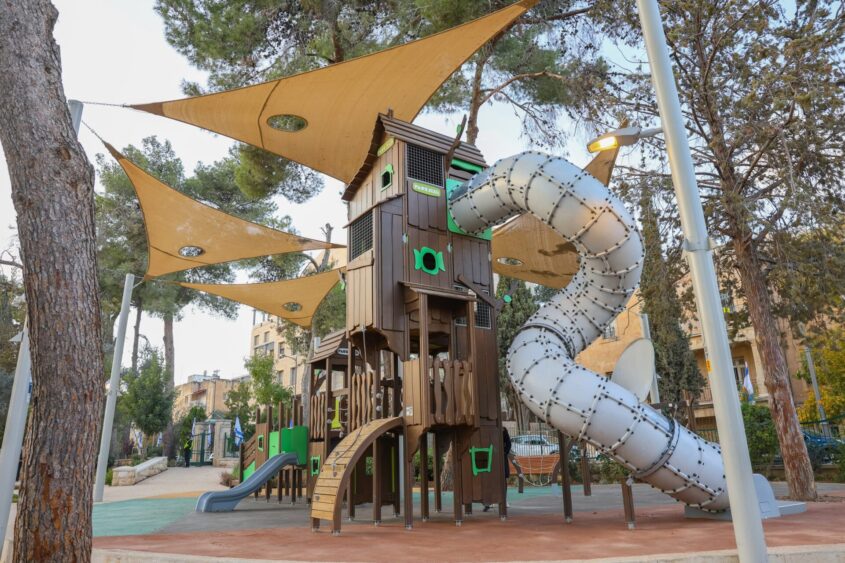 גן השושנים (צילום: ארנון בוסאני)