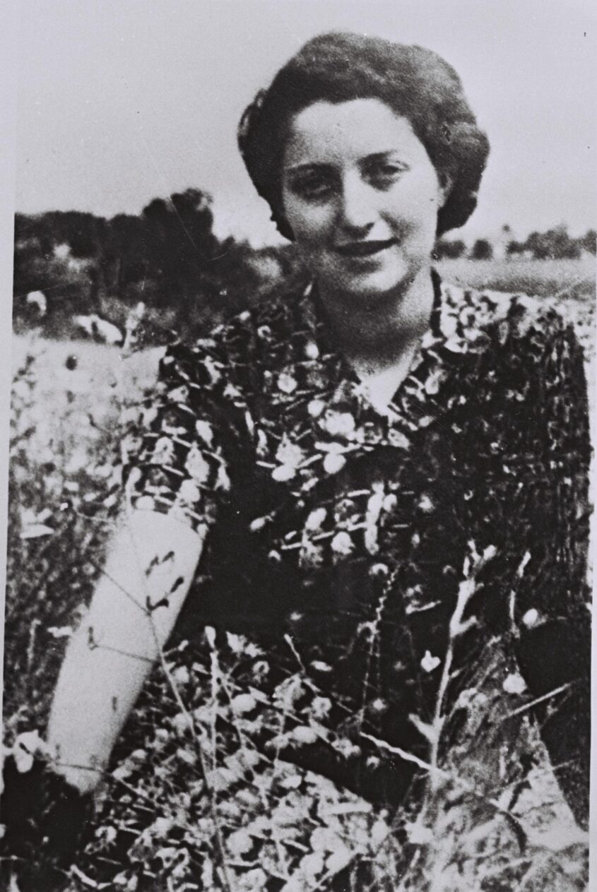 חנה סנש (צילום: מתוך ויקיפדיה)