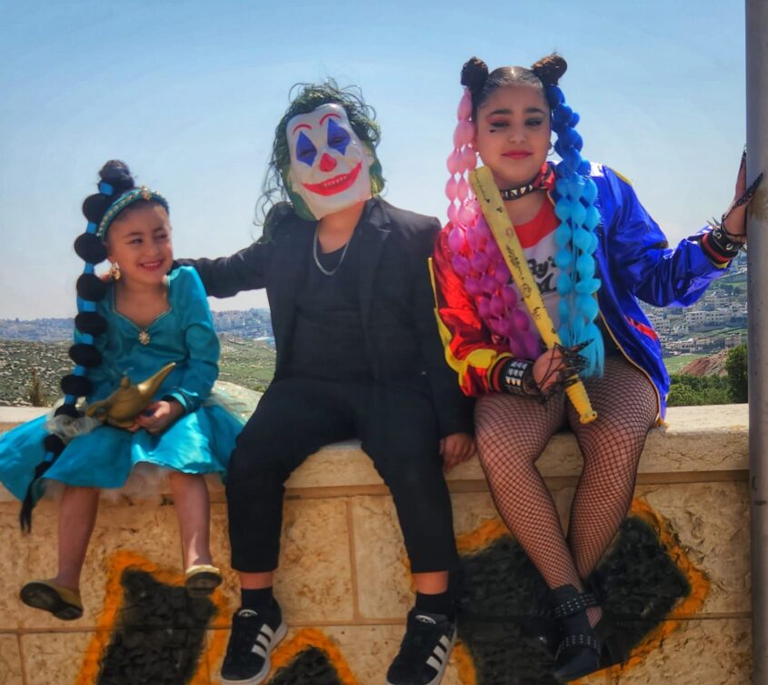 מימין - שיראל (בת 12), אליאב (9) ואגם (4) חמדני מהר חומה