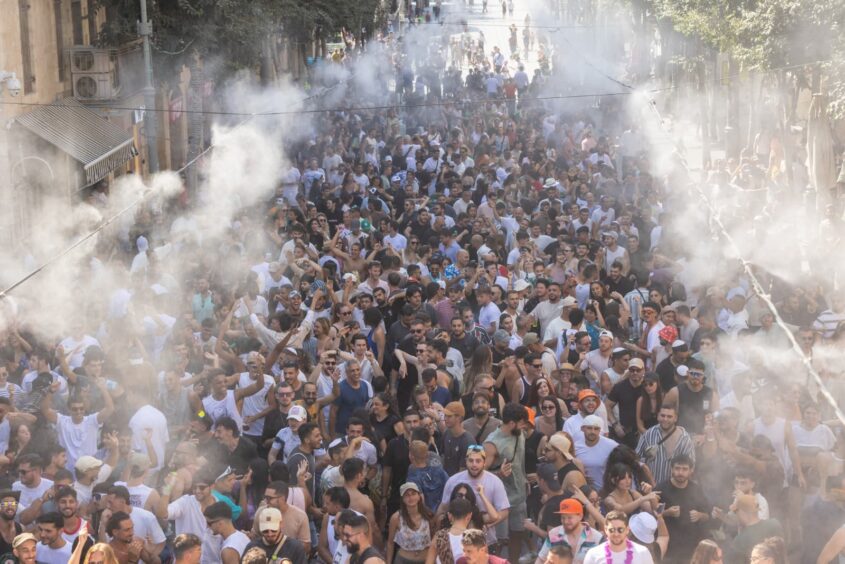מסיבת הרחוב הקודמת ברחוב יפו (צילום: דור פוזאלו)
