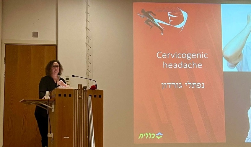 גוני מירון בהרצאה בערב לזכרו נפתלי יונה גורדון ז"ל (צילום: כללית מחוז ירושלים)
