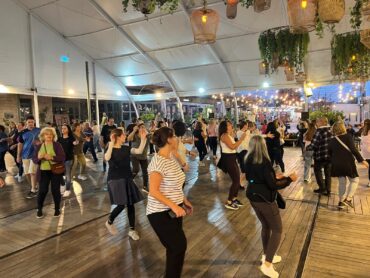 ריקודים במתחם התחנה (צילום: האיחוד הירושלמי)
