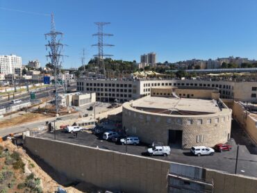 תחנת החשמל "נחל צופים" (צילום: באדיבות חברת חשמל)