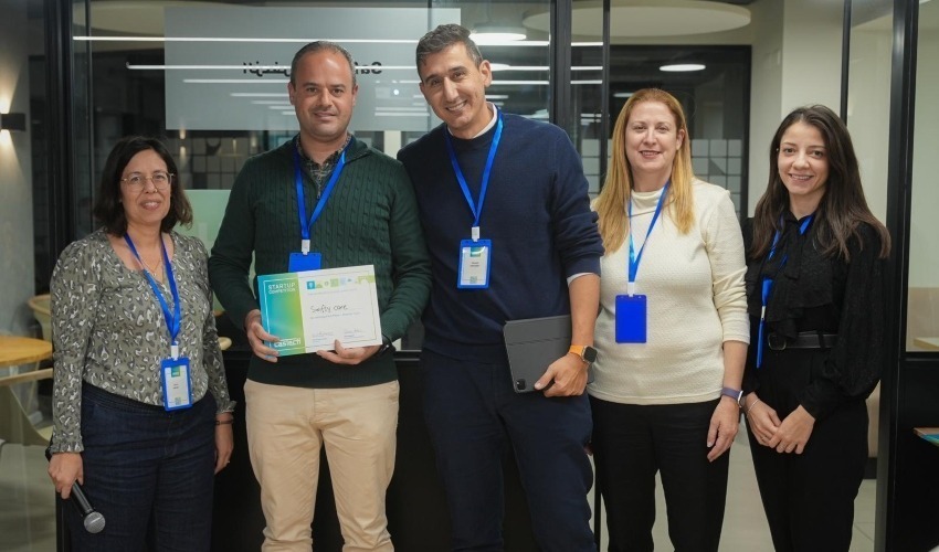 הזוכים במסלול למיזמים בשלבים מתקדמים: ד"ר יזיד חמאדה וד"ר טארק קלוטי (צילום: יח"צ)