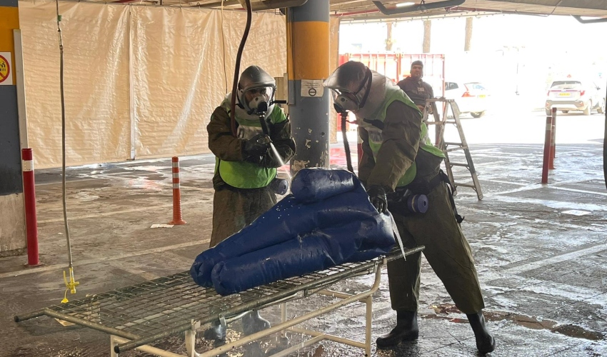 תרגיל חשיפה לחומרים מסוכנים בשערי צדק (צילום: דוברות המרכז הרפואי)