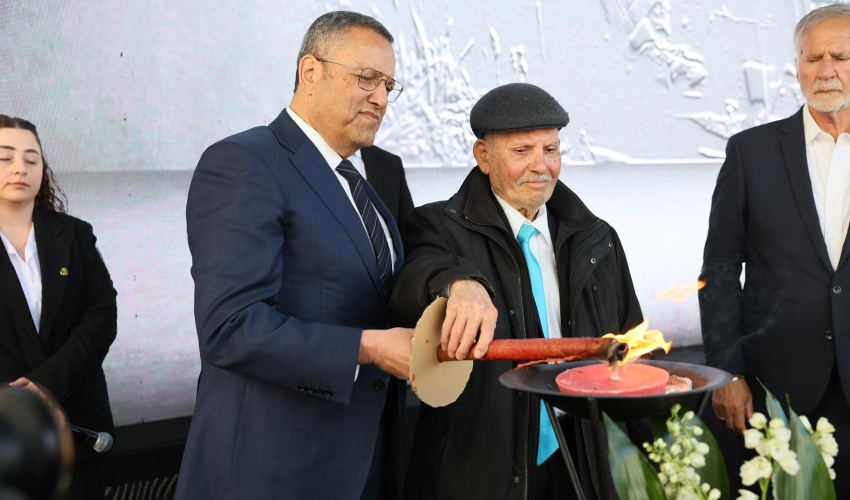 ראש העירייה משה ליאון ואביו שלום ליאון (צילום: ארנון בוסאני)
