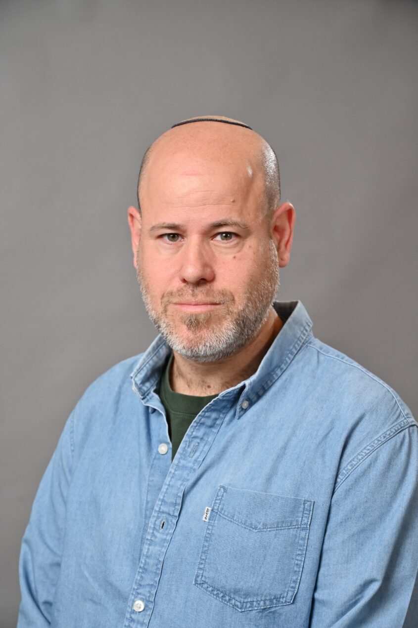 אייל גור (צילום: שומרות ושומרים על הבית המשותף)