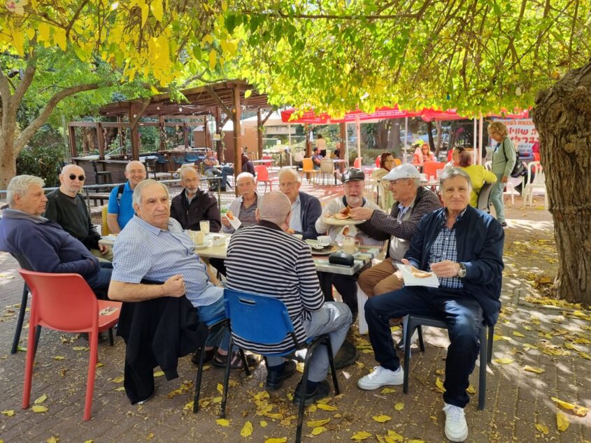 פרלמנט שוק ההון בבית הכרם (צילום: שלום פרלמנט)