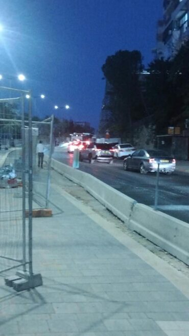 העבודות והפקקים בהר נוף (צילום:בני בירנצוויג)